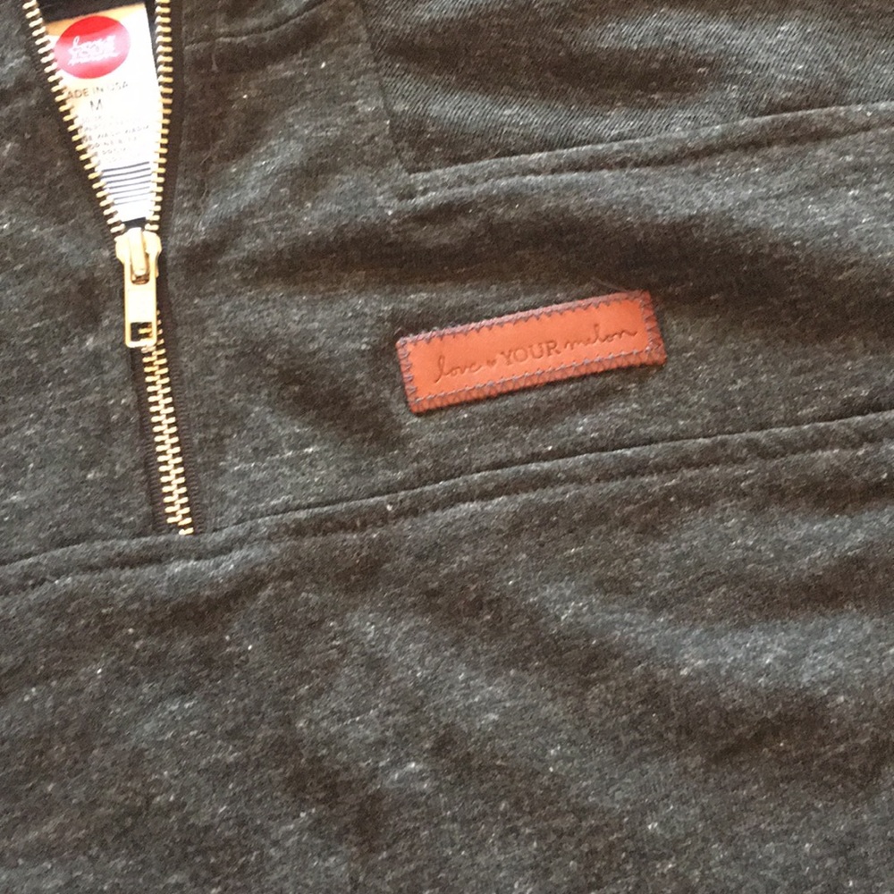Love your Melon 1/2 ZIP  Size M